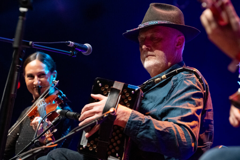 CC2025-18 – Rose Morrison + Breanndán O Beaglaoich – The Grand Finale – 10-18-25 – CKP