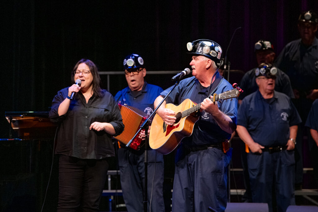 Celtic Colours 2023-358 – Angela MacDonald with The Men of the Deeps – Rita Rita Rita – CKP – 10-13-23
