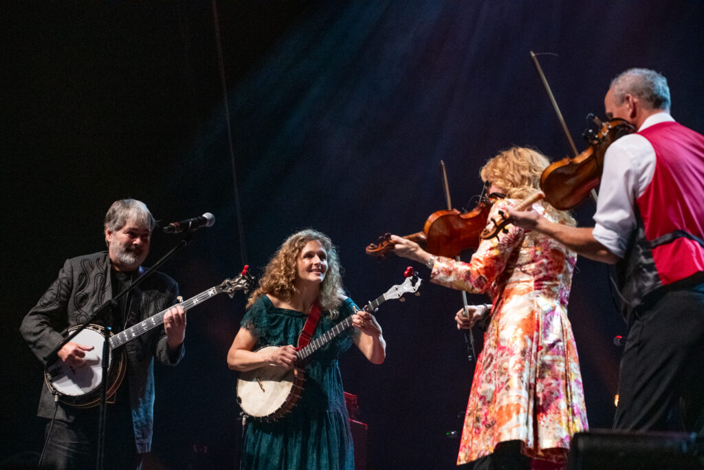 Celtic Colours 2023-401 – Bela Fleck, Abiugail Washburn, Donnell Leahy, Natalie MacMaster – No Boundaries – CKP – 10-14-23