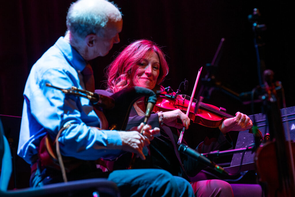 CelticColours2025-223 – Hamish Moore + Wendy MacIsaac – Ceòlas 30 – 10-14-25 – CKP