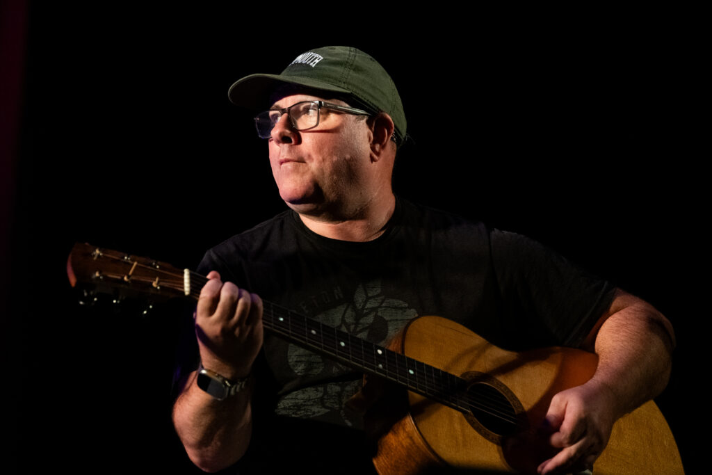 CelticColours2025-359 – Patrick Gillis – In Good Company – 10-17-25 – CKP