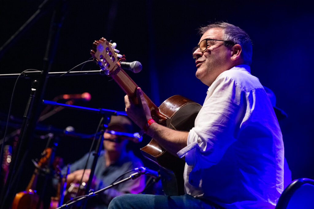 CelticColours2025-443 – Breanndán Ó Beaglaoich + Tim Edey – The Grand Finale – 10-18-25 – CKP