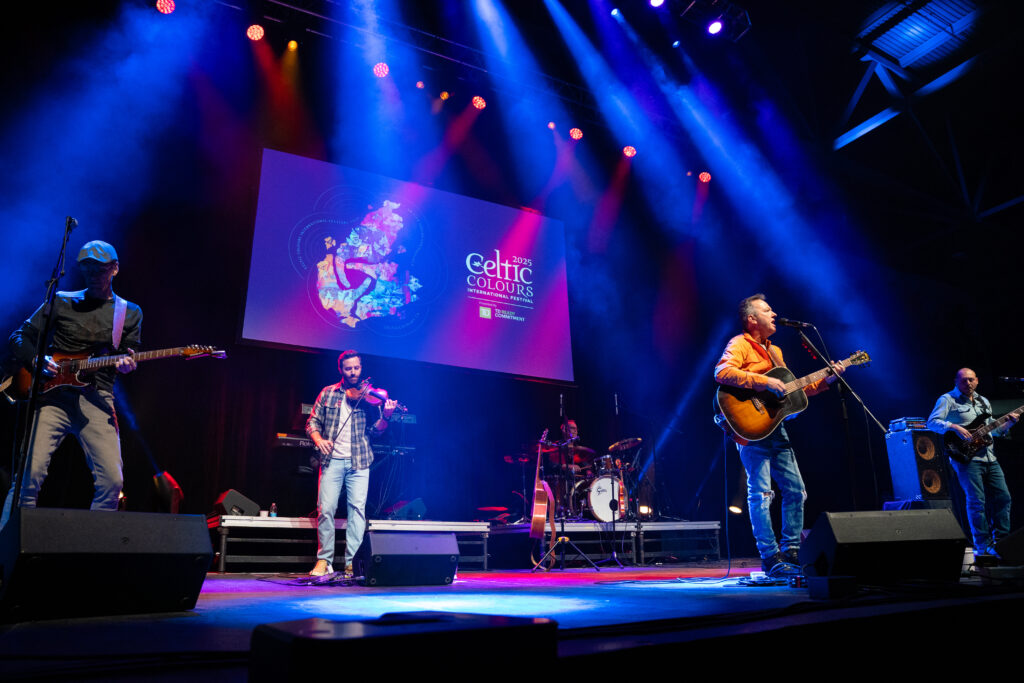 CelticColours2025-476 – Jamie Robinson + Calen Kinney + Charles Cooley + Jimmy Rankin + Ron Hynes – The Grand Finale – 10-18-25 – CKP