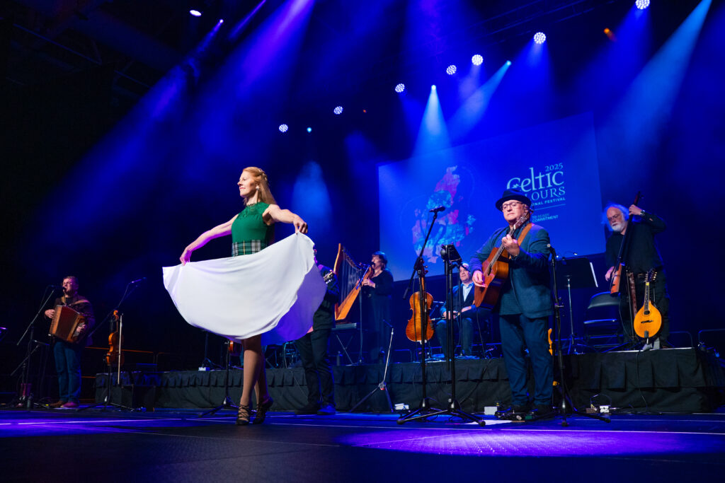 CelticColours2025-81 – MacArthur Dancers + The Barra MacNeils – The Grand Opening – 10-10-25 – CKP